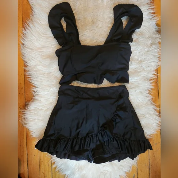 Black Ruffle Two-Piece Swim Set - Picture 3 of 8